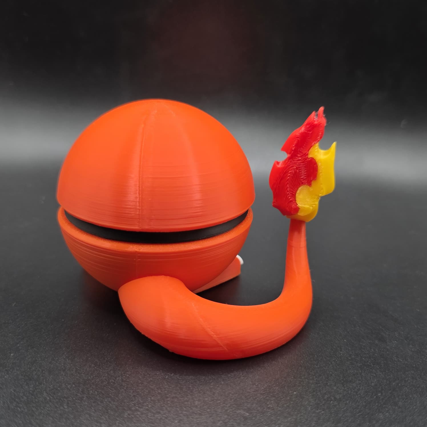Pokebola Charmander