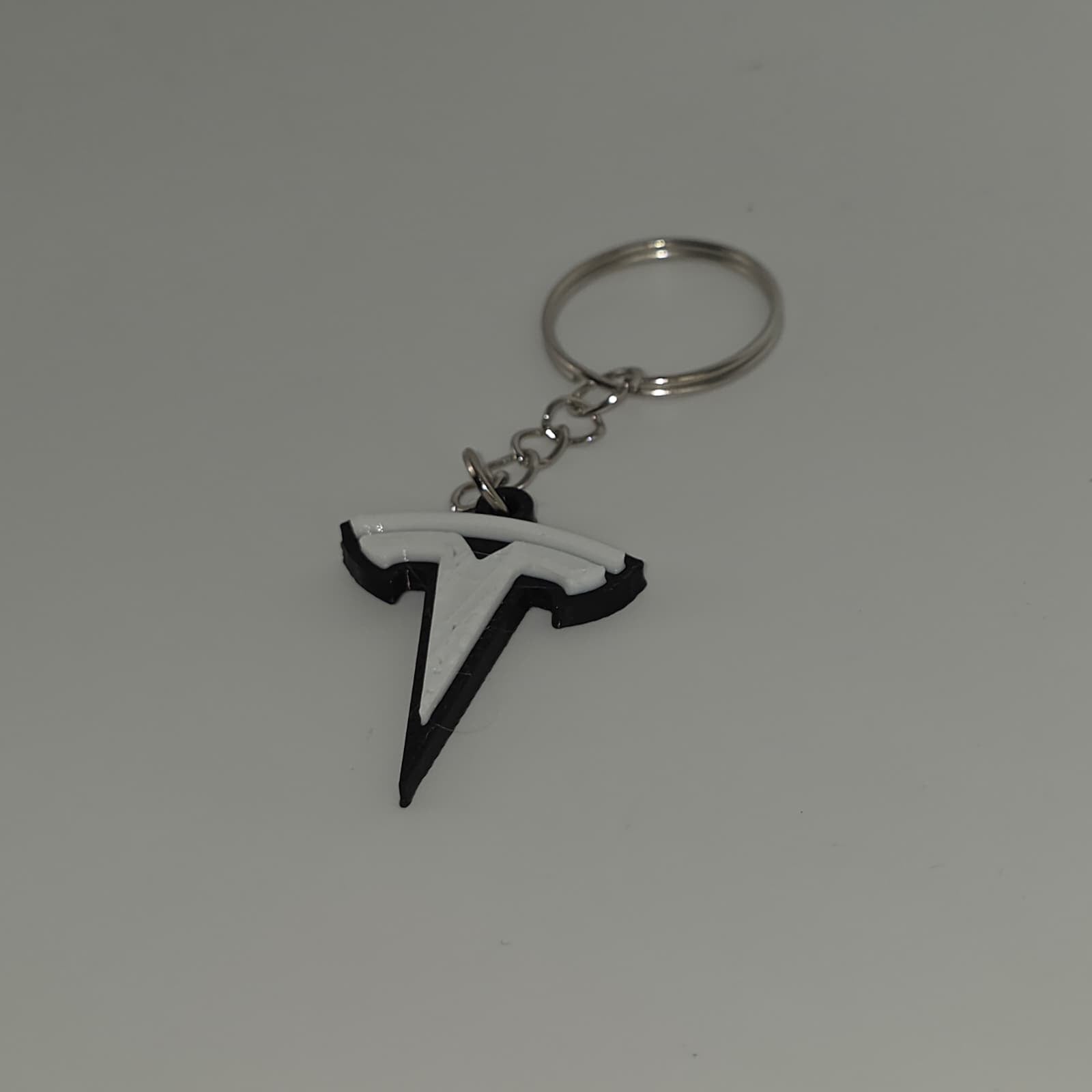 Porta Chaves Tesla